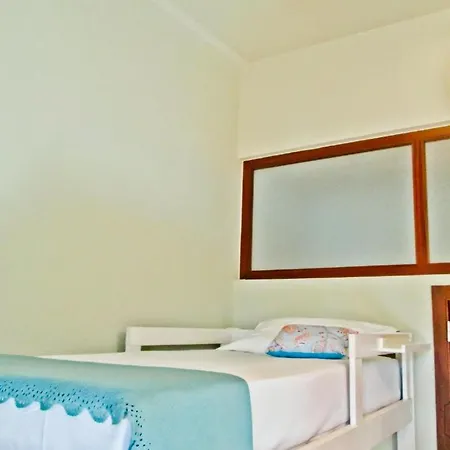 Hostel Portagem